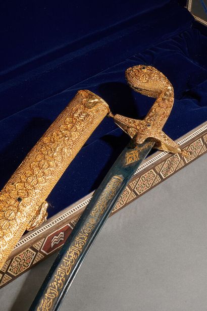 null Set including : 

- Djambiya dagger from Saudi Arabia. 

Gilt metal with leafy...