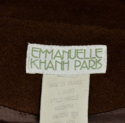 null Manteau oversize EMMANUELLE KHANH- Années 90

Le modèle est taillé dans une...