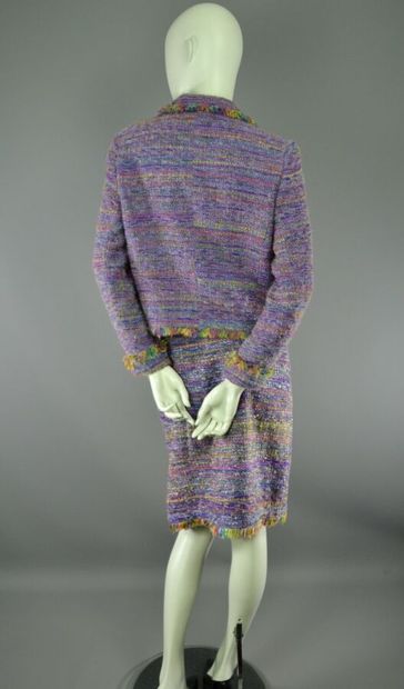 null Tailleur GEORGES RECH - Années 90

L'ensemble est taillé dans un tweed de laine...