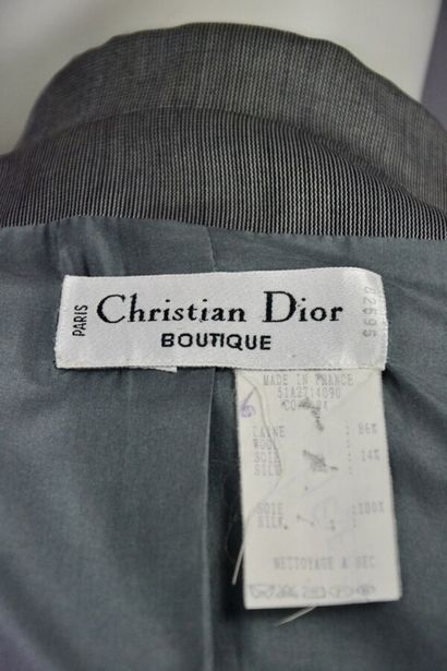 null Tailleur pantalon CHRISTIAN DIOR Boutique - Années 90

Le modèle est taillé...