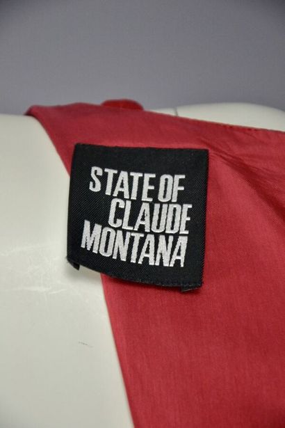 null STATE of CLAUDE MONTANA - Robe rouge Années 90

Le modèle est taillé dans un...