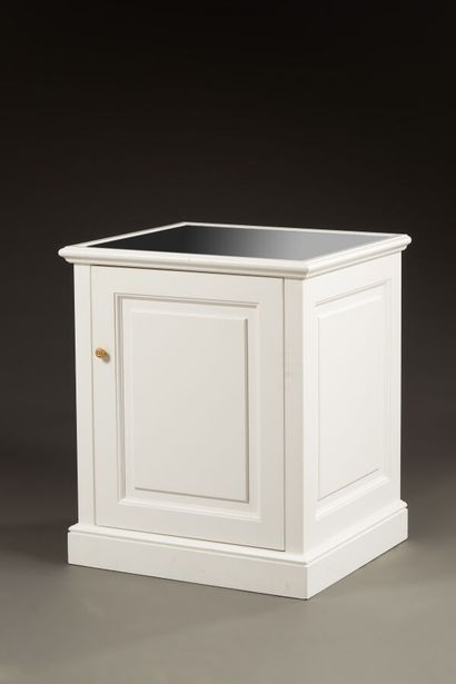 Minibar cabinet in white lacquered wood,...