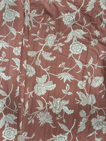 Pair of curtains in pink cotton jacquard...