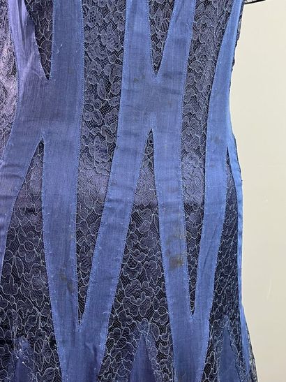 null JEAN PATOU Robe du soir en soie et dentelle bleu nuit - haute couture - Vers...