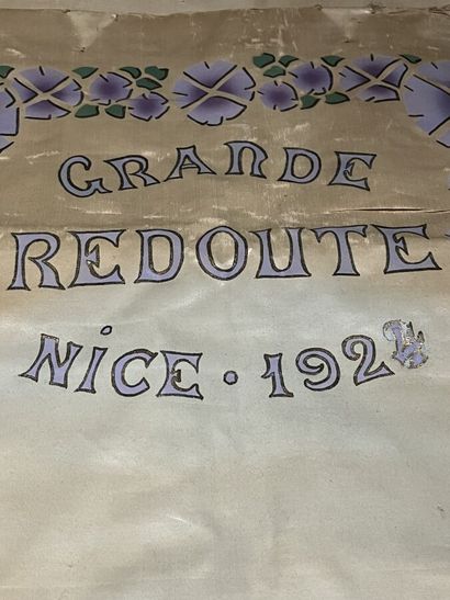 null CARNAVAL DE NICE - Bannière d'honneur de La Grande Redoute de 1924
Le modèle...