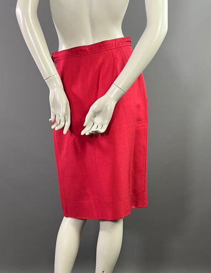 null YVES SAINT LAURENT Rive Gauche Ensemble tailleur rouge boutons couture. Années...