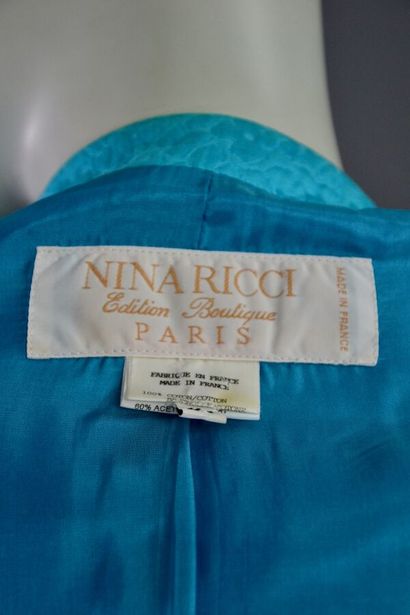 null NINA RICCI Ensemble en coton piqué bleu T 44
Le modèle est taillé dans un coton...
