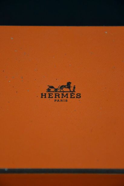 null HERMÈS Paris Parfum Eau D'Hermès édition limitée 1996.
Le flacon est réalisé...