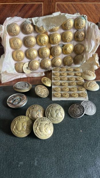 Lot of buttons including, four buttons of...