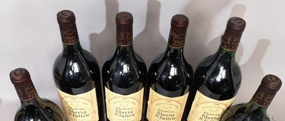 null 6 magnums Château GLORIA - Saint Julien 1982 In wooden case.3 capsules damaged...