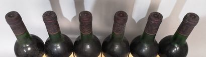 null 6 bouteilles Château GLORIA - Saint Julien 1975 Étiquettes légèrement tachées....