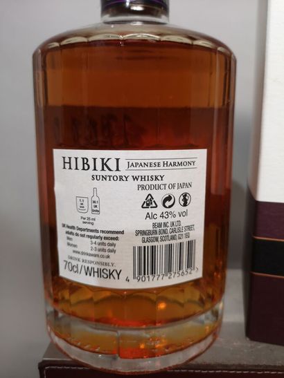 null 1 bottle 70cl WHISKY HIBIKI 'Japanese Harmony' - SUNTORY In case.