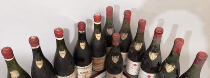 null 12 bottles BEAUJOLAIS ANCIENS DIVERS FOR SALE AS IS 7 FLEURIE 1958 CHAUVET Frères...