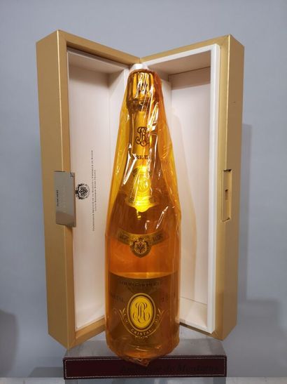 null 1 bottle CHAMPAGNE Cristal de ROEDERER 2008 Box.