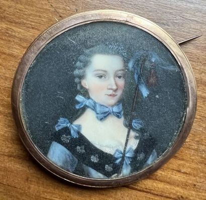 null Ecole FRANCAISE de la fin du XVIIIe siècle - Miniature figurant une femme pélerine...