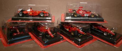 FERRARI 6 Véhicules Ferrari de course F1 (bo) dont: Felipe Massa 2008 Alain Prost...