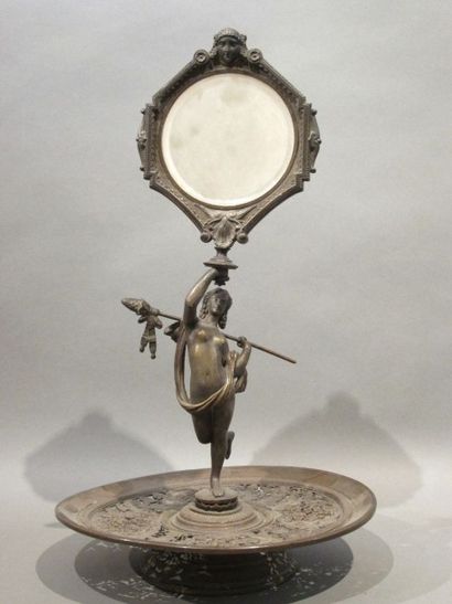 null Miroir de table en bronze patiné. XIXème siècle. Haut. 44 cm