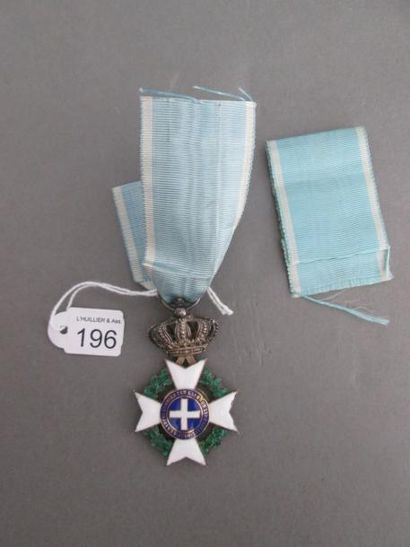 GRÈCE Ordre royal du Sauveur. Croix de Chevalier. Argent, émail (éclats), deux rubans....