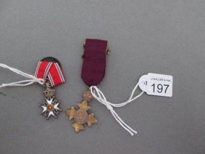 null Divers Lot de deux décorations en miniature: Grande- Bretagne - Ordre de L'...