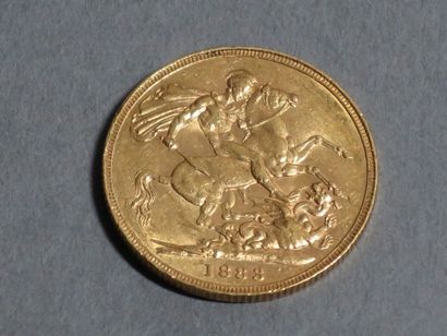 Angleterre Victoria
Souverain en or jaune 1883.
Poids: 7,9 g