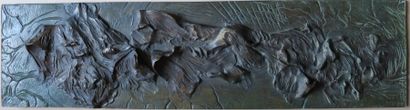 Pierre SEGERON 
Plaque bas-relief en bronze à patine vert-marron.
87,50 x 22,7 c...