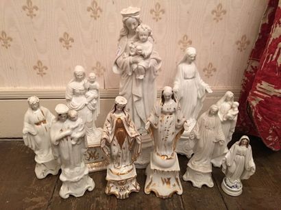 null Collection de 10 statuettes représentant la Sainte Vierge en porcelaine et biscuit...