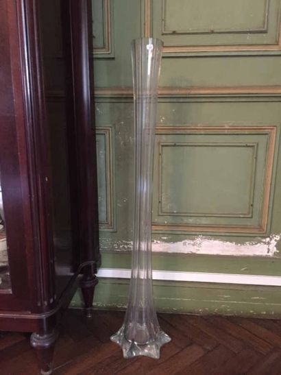 null Très grand vase en verre. Hauteur : 100 cm