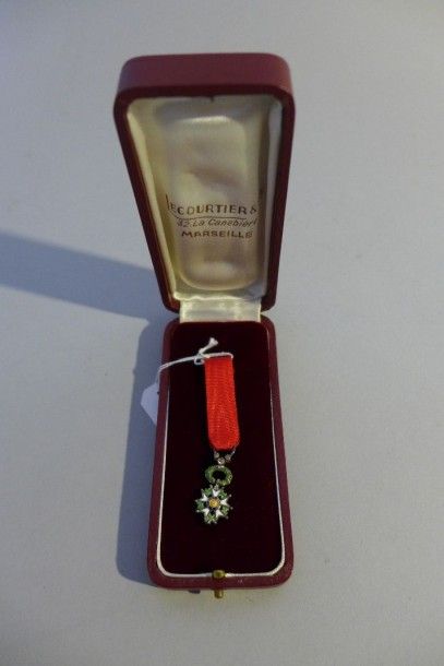 Médaille de Chevalier de la Légion d'Honneur...