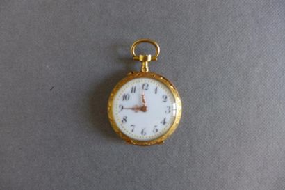 null Montre de col en or jaune 18 k (750 millièmes) à fond émaillé blanc, cadran...