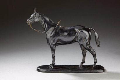 Gaston d'ILLIERS (1871-1932) Cheval demi-sang
Bronze à patine brune, signé sur la...