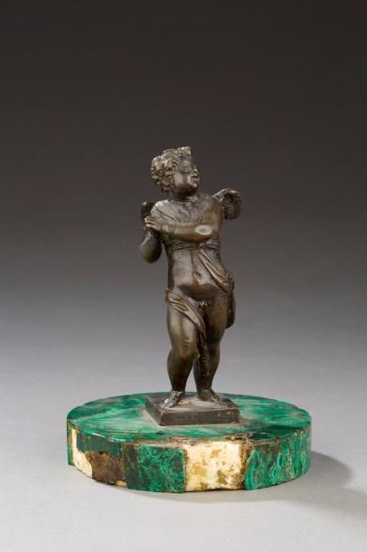 null Sculpture en bronze à patine brune représentant un ange. 

XVIIIe siècle

Socle...