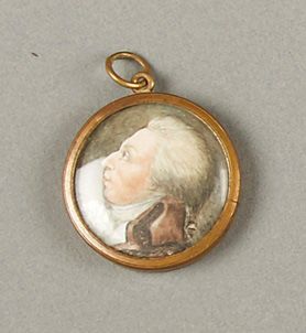 null Lot de trois miniatures :



Ecole FRANCAISE de la fin du XVIIIe siècle

Portrait...