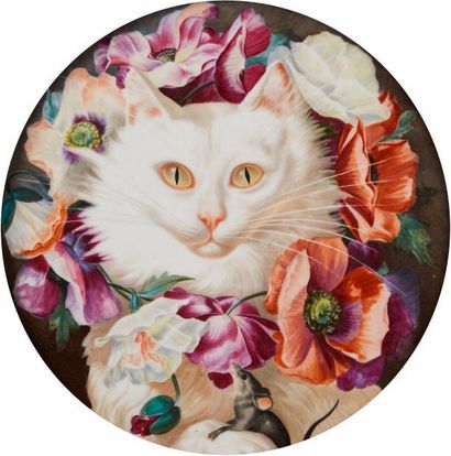 null Plaque circulaire en porcelaine à décor polychrome d'un chat et d'une souris...