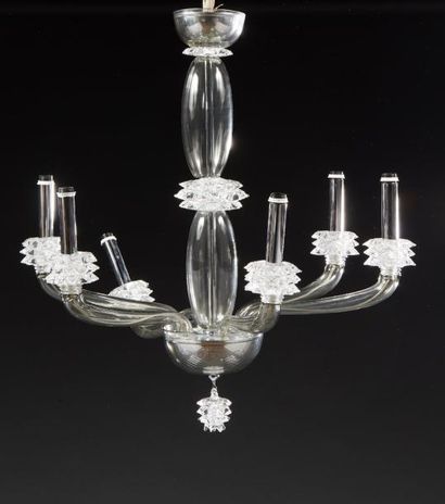 null Barovier & Tosso MURANO

Un lustre, modèle Rotterdam, en verre gris soufflé,...