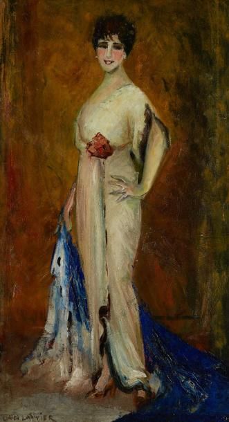 Lucien Louis Bertrand LANTIER (1879-1960) Portrait d'une élégante en pied tenant...