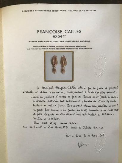 RENE BOIVIN PAIRE DE PENDANTS D'OREILLES en or jaune 18k (750 millièmes) en forme...