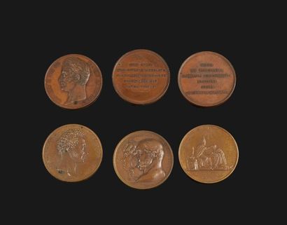 null Lot de 34 médailles historiques Restauration en bronze dont :

Première entrée...