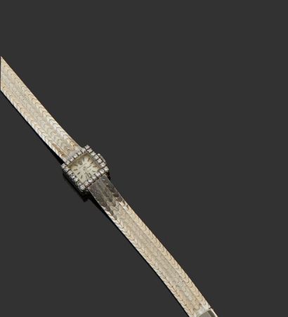 null ROLEX

Montre bracelet de dame en or gris 18 k (750 millièmes) et platine cadran...
