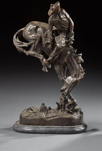 null D'après Frederic REMINGTON 

Rodéo

Sculpture en bronze à patine brune signée...