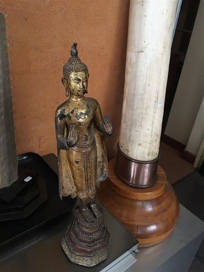 null Statuette Bouddha en bronze doré, Asie XIXe siècle