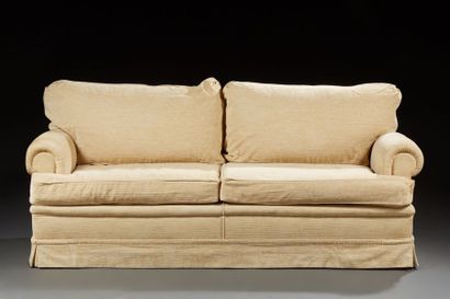 null Grand canapé deux places recouvert de velour couleur ivoire.

75 x 195 x 85...