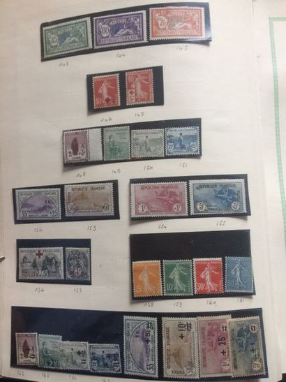 null FRANCE - Semi-modernes. Ensemble de timbres neufs et oblitérés par multiples,...