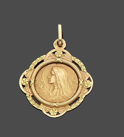 Médaille de baptême en or jaune 18 k (750...