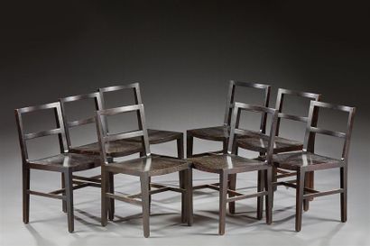 null Christophe DELCOURT (né en 1966)
« Vic » , modèle créé en 2010
Huit chaises...