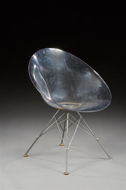 null Philippe STARK (né en 1949)
Editions KARTELL
« Eros » 
Chaise à coque moulée...