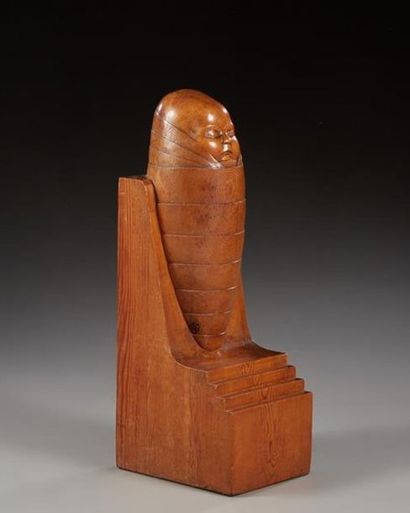 null GASTON LEBOURGEOIS (1880-1956)
CHRYSALIDE - 1921
Sculpture en bois de pitchpin,...