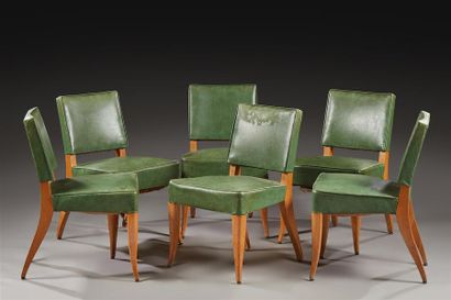 null Alfred PORTENEUVE (1896-1949), 
suite de 6 chaises en sycomore regarnie de simili...