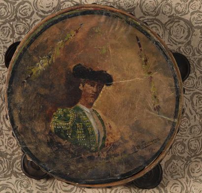  106. Jean-Louis PAGUENAUD (1876-1952).Portrait de torero.Peinture sur un tambourin,... Gazette Drouot