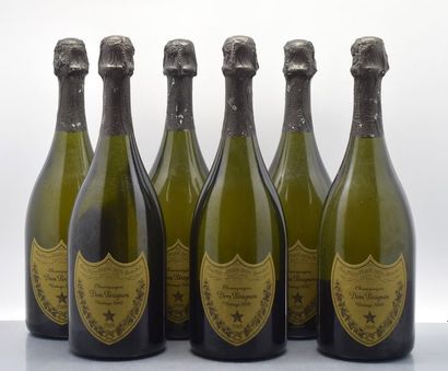 null 6 bouteilles CHAMPAGNE "Dom Pérignon", Moët & Chamdon 2000 Vendu en collaboration...