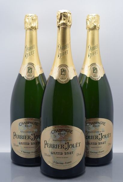 null 5 magnums CHAMPAGNE "Grand Brut", Perrier Jouët (étuis) Vendu en collaboration...